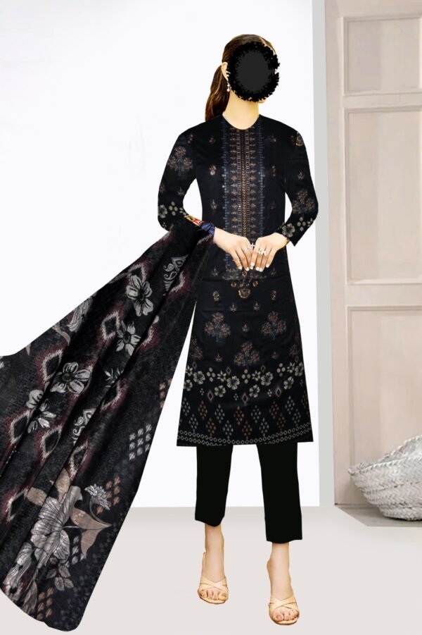 Organza Dupatta in black color.
